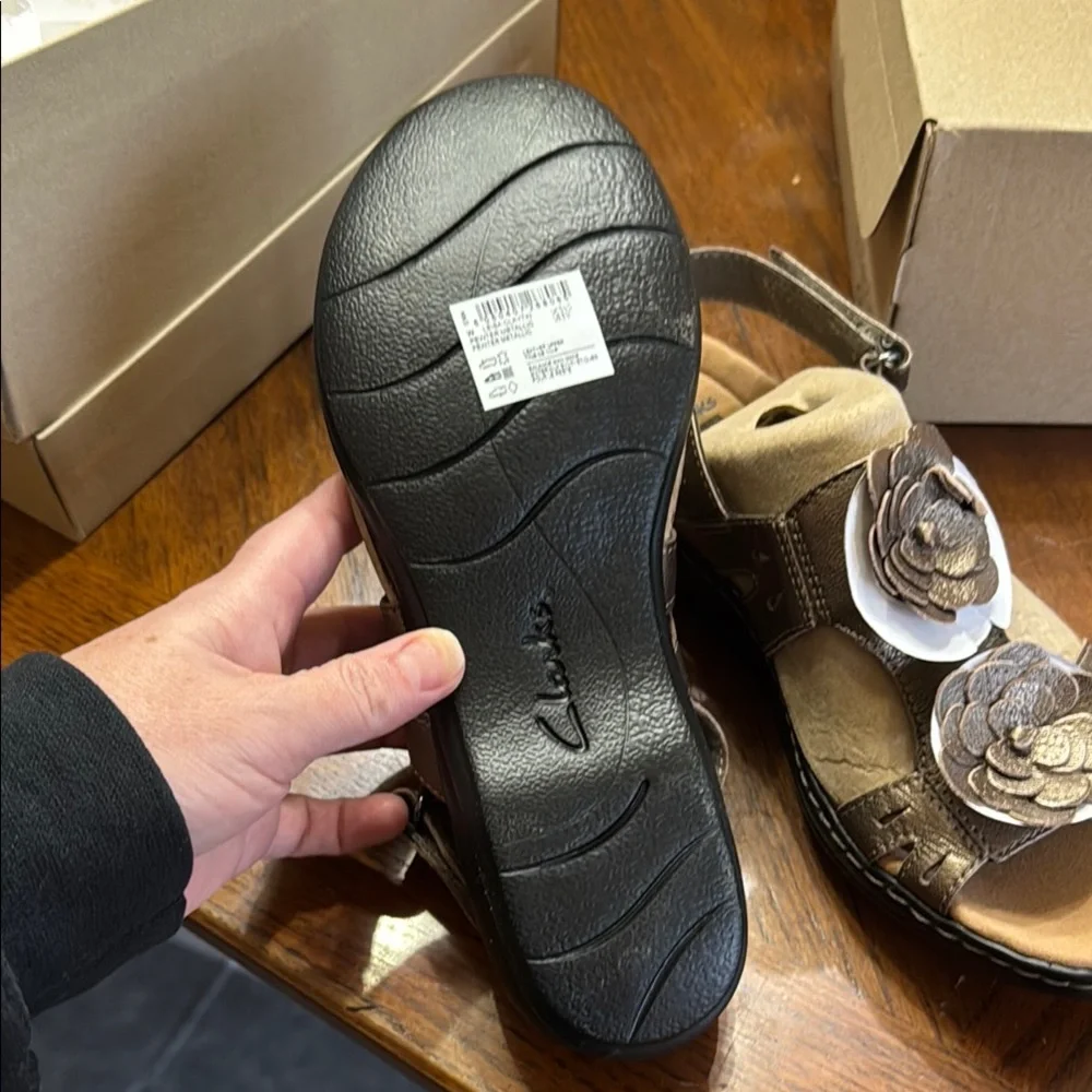 Clarks Women's Brown Floral Sandals - Picture 2 of 3